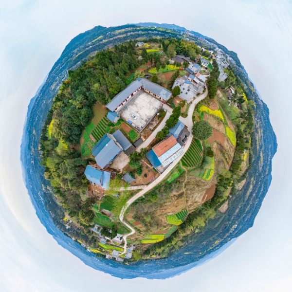 走马梁村