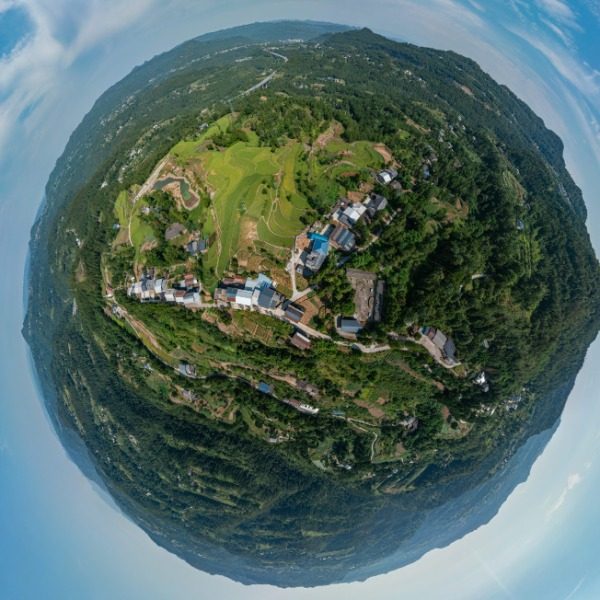 辉煌村