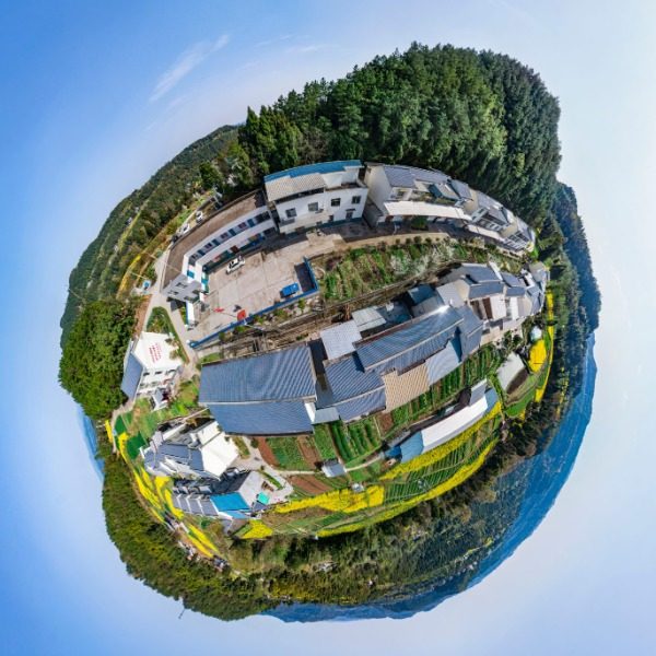秤杆寨村