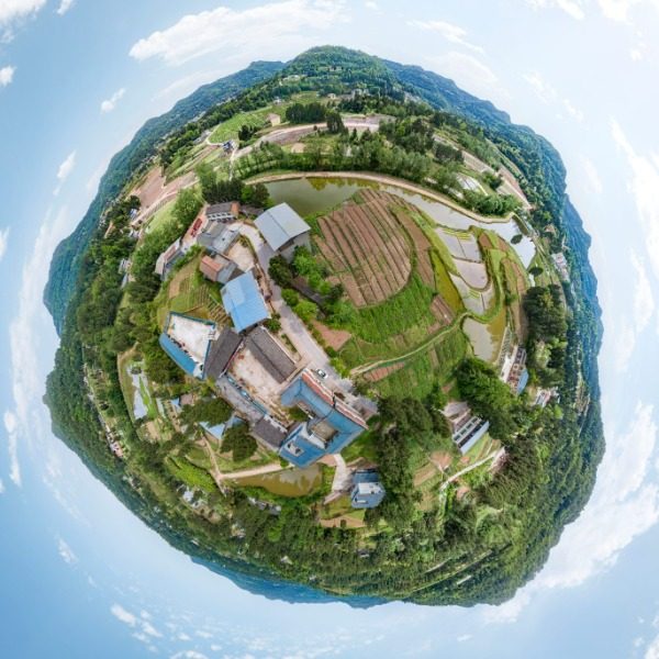 坳盘村
