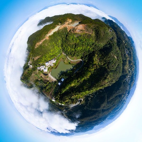方竹村