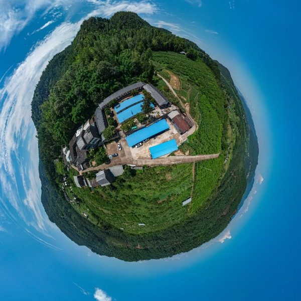 鞍山村