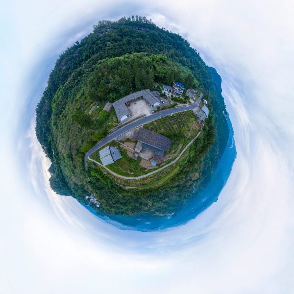 晨光村