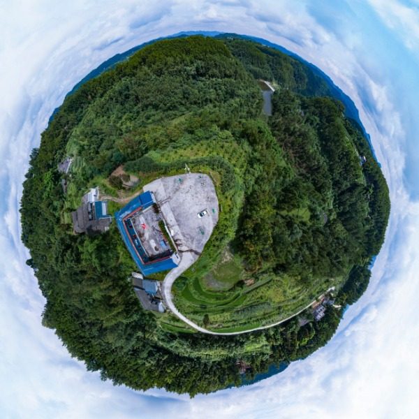 玉凤村