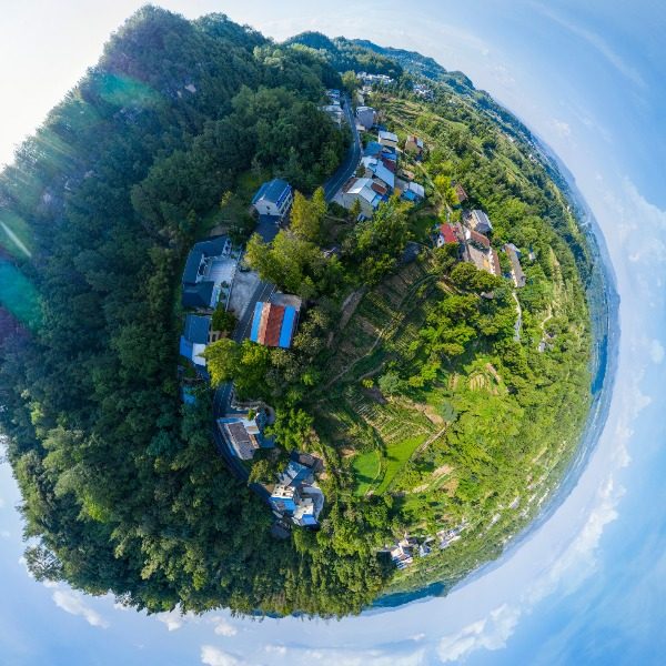 嘶峰村