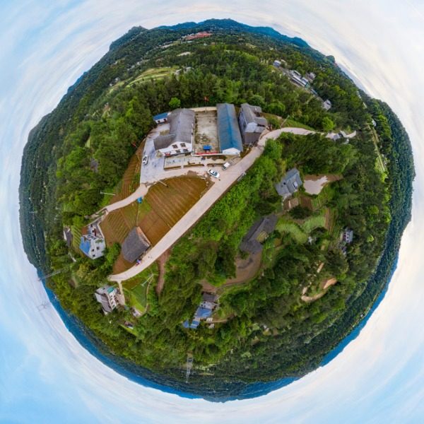 来龙村