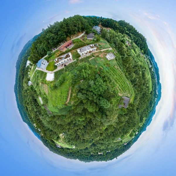 石梁子村