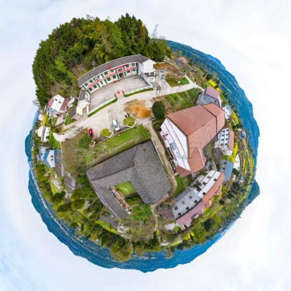 钟山寨村