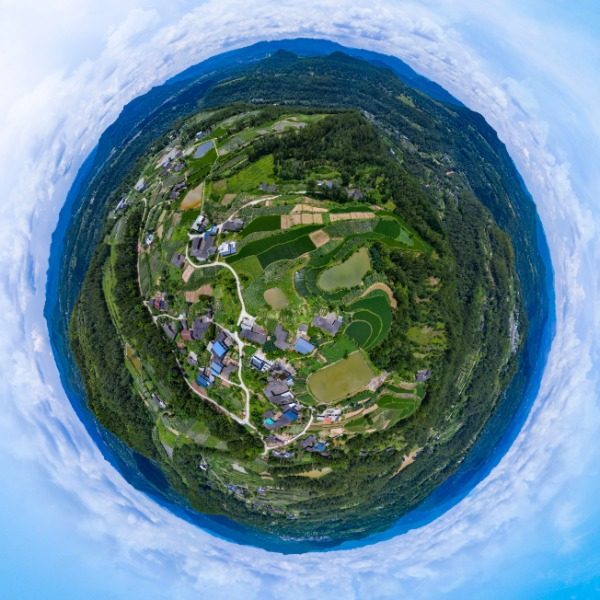 石柱村