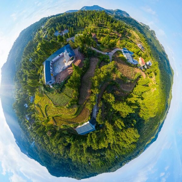 玉龙村