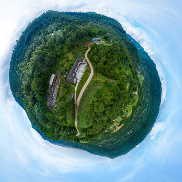 长滩河村
