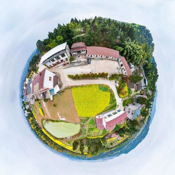 灵山村