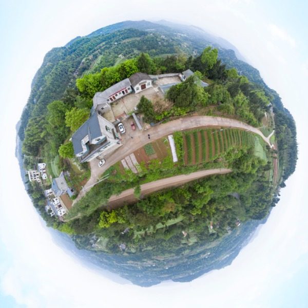 印盒山村