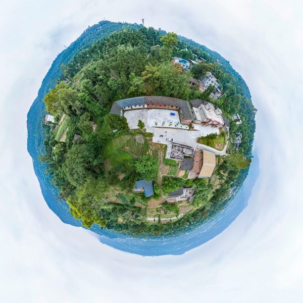 白岩村