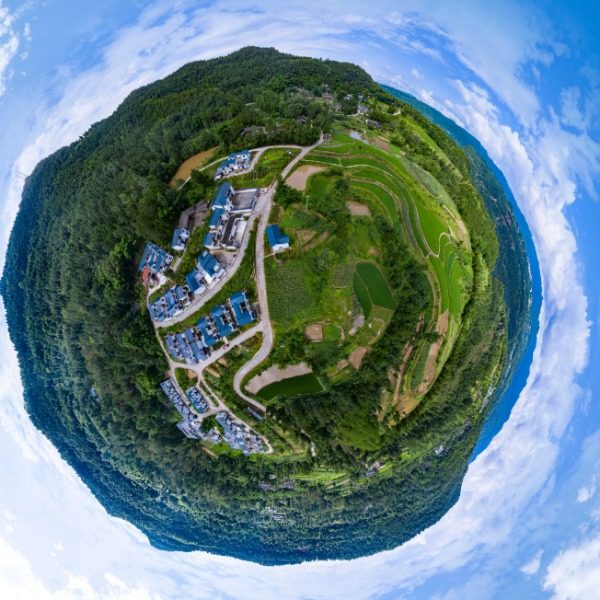 九湾村