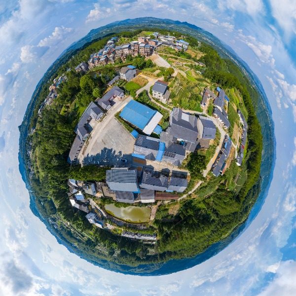 回龙村