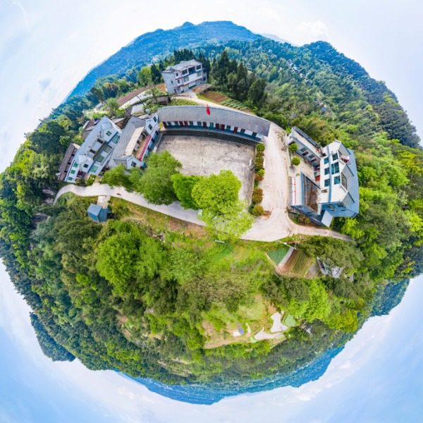 人和寨村