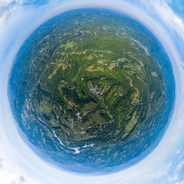 红坪村