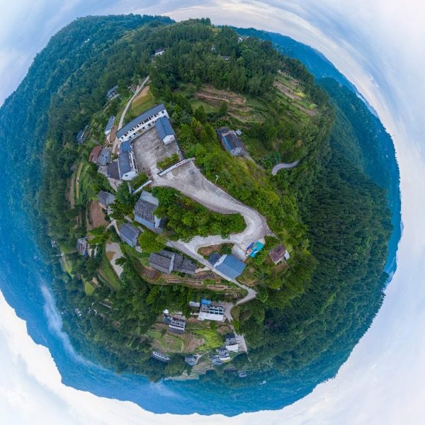 卫星村
