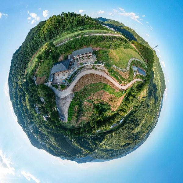 爱国村