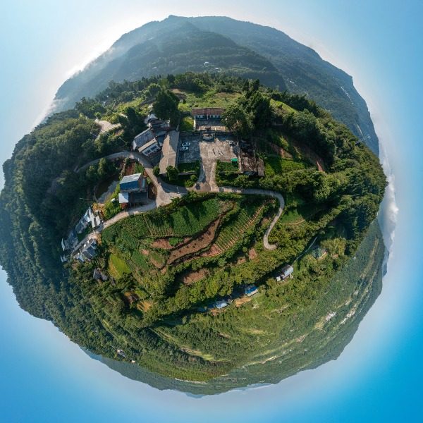 飞跃村