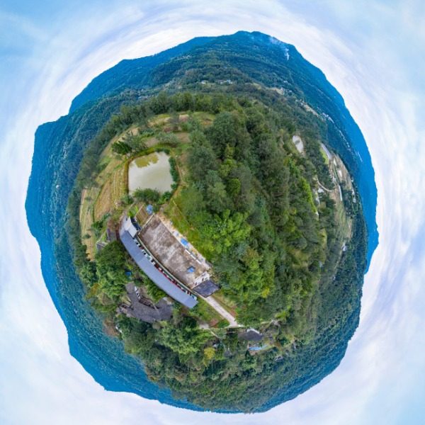 龙城寨村